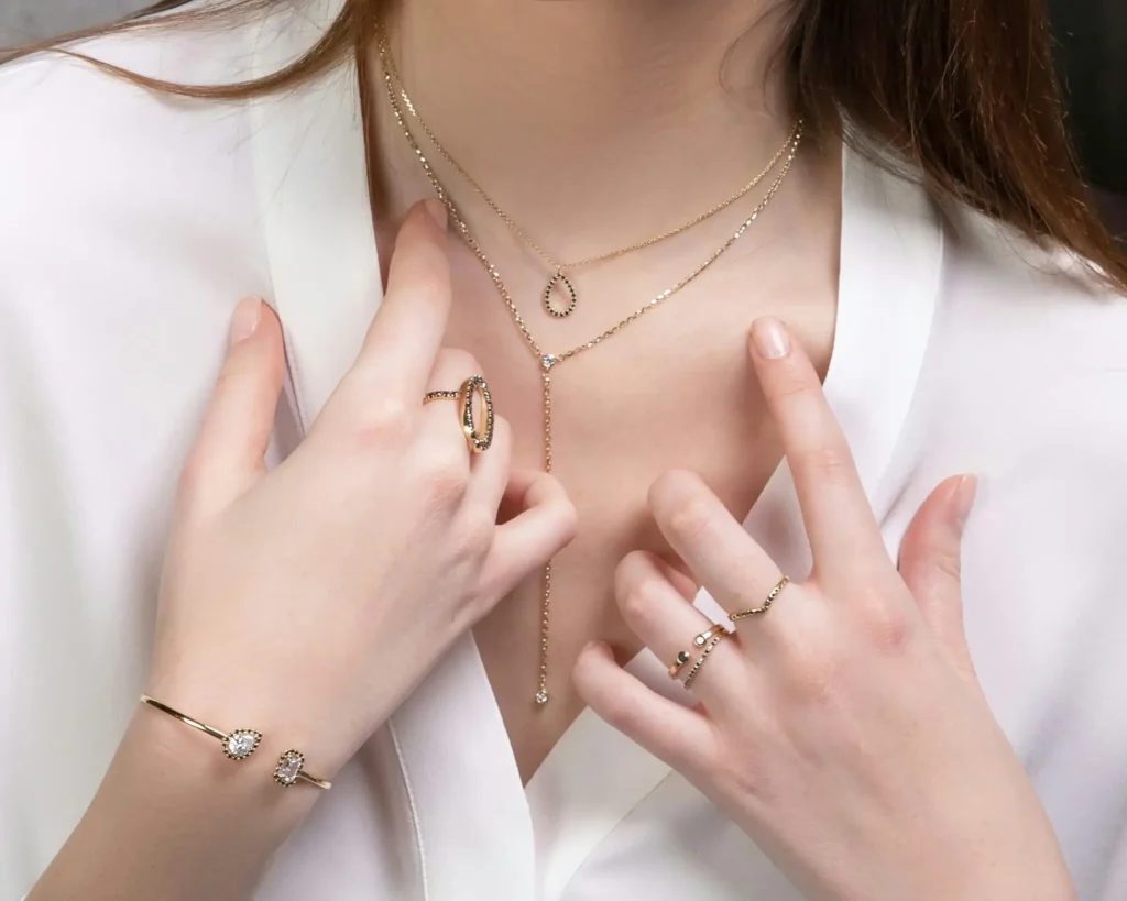 comment entretenir les bijoux en acier inoxydable